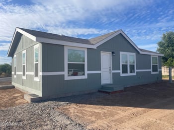 32424 Pine St, Wittmann, AZ 85361