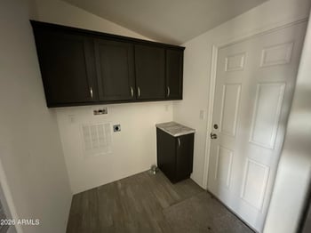 32424 Pine St, Wittmann, AZ 85361