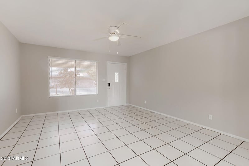 3243 N 77th Dr, Phoenix, AZ 85033