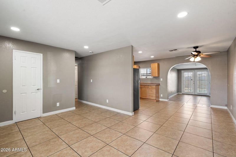 3244 Hillery Dr, Phoenix, AZ 85032