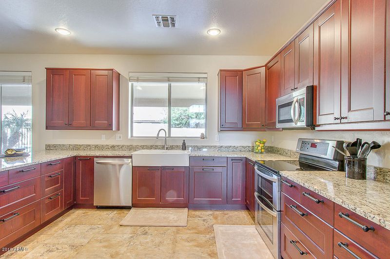 3244 E Lark Ct, Gilbert, AZ 85297