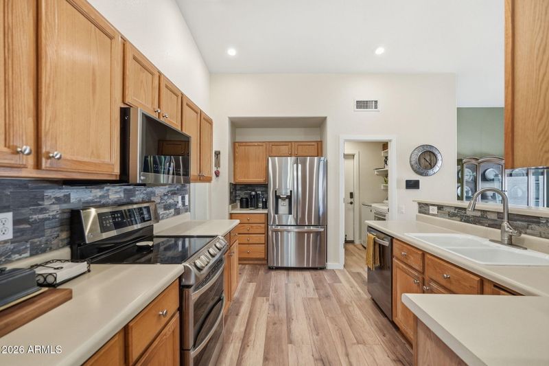 3244 E Rosemonte Dr, Phoenix, AZ 85050
