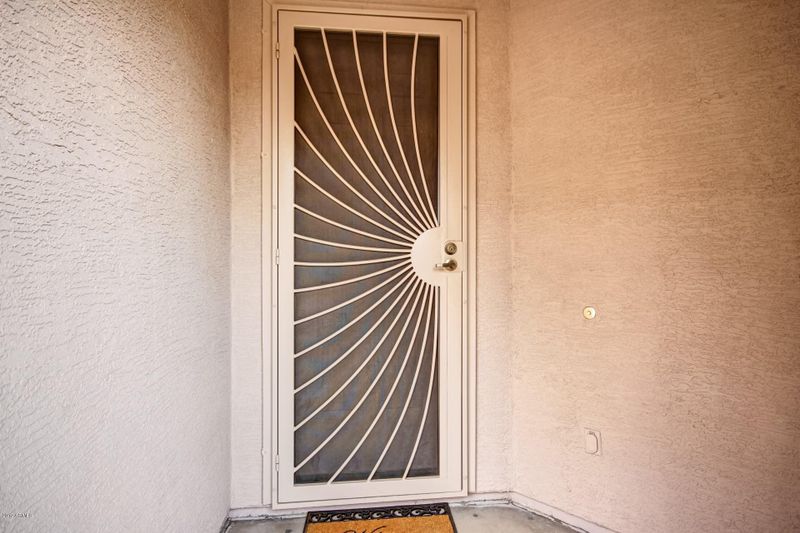3245 E Maldonado Dr, Phoenix, AZ 85042