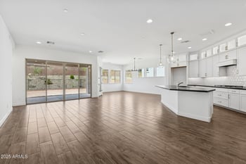 32456 134th Ln, Peoria, AZ 85383