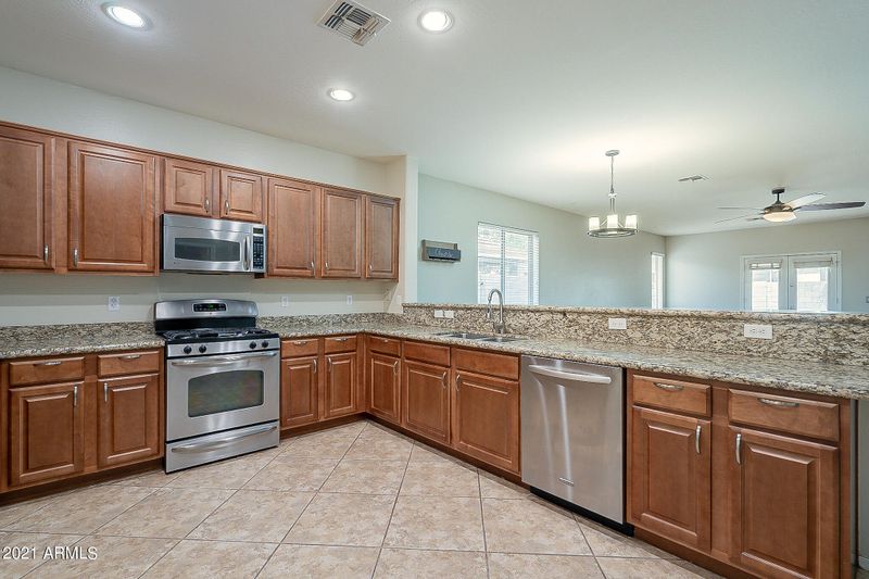 3246 E Castanets Dr, Gilbert, AZ 85298