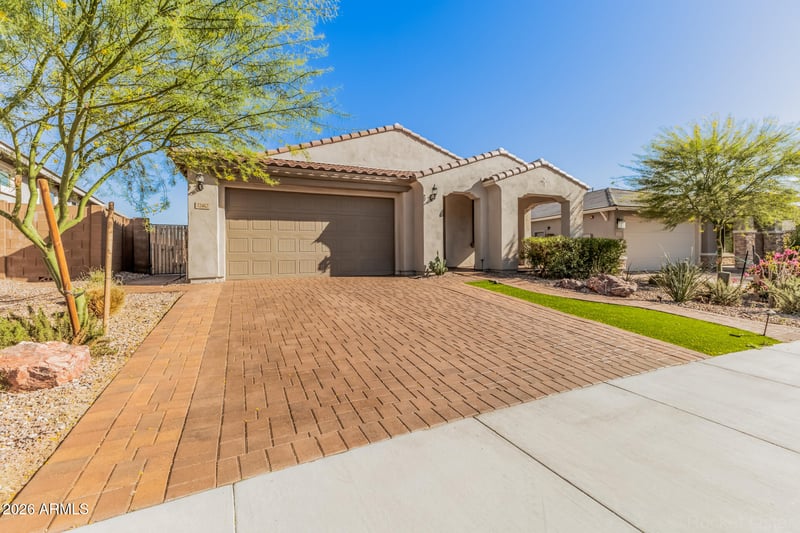 32467 133rd Ln, Peoria, AZ 85383
