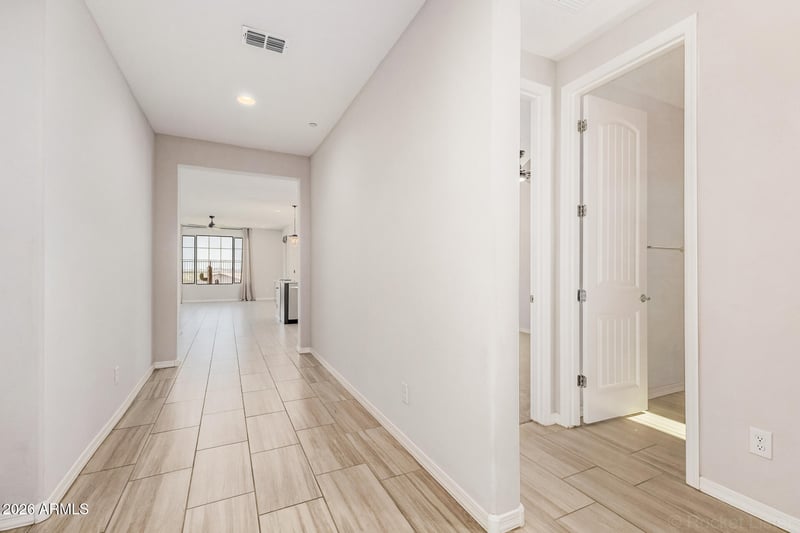 32467 133rd Ln, Peoria, AZ 85383