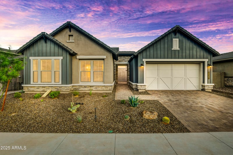 32467 135th Dr, Peoria, AZ 85383