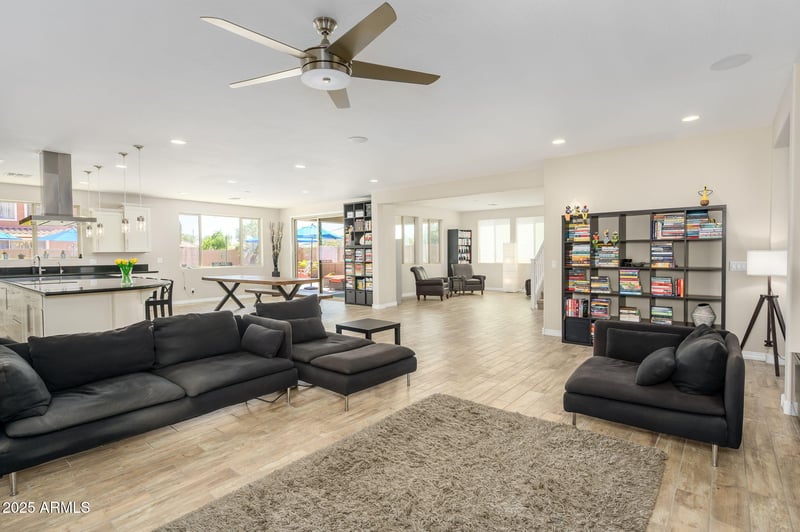 3247 Creosote Ln, Gilbert, AZ 85298