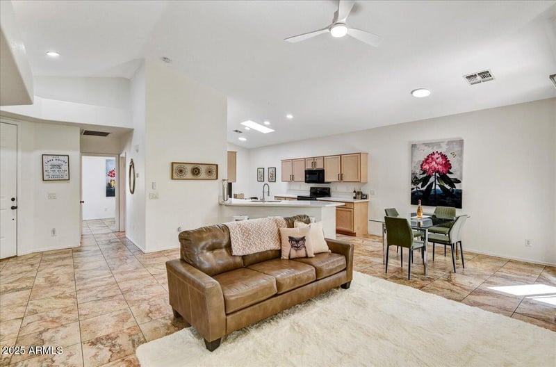 3247 Maldonado Dr, Phoenix, AZ 85042