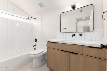 3247 Sheridan St, Phoenix, AZ 85008