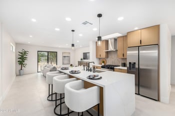 3247 Sheridan St, Phoenix, AZ 85008