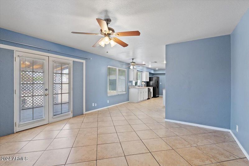 3248 S Birchett Dr, Tempe, AZ 85282