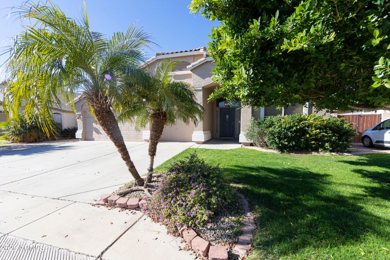3248 S Emery Cir, Mesa, AZ 85212