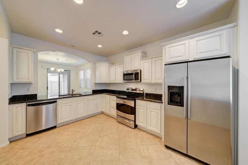 3249 E Meadowview Dr, Gilbert, AZ 85298
