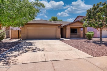 3249 Wildhorse Dr, Gilbert, AZ 85297