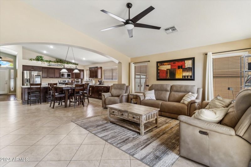 3249 W Adobe Dam Rd, Phoenix, AZ 85027