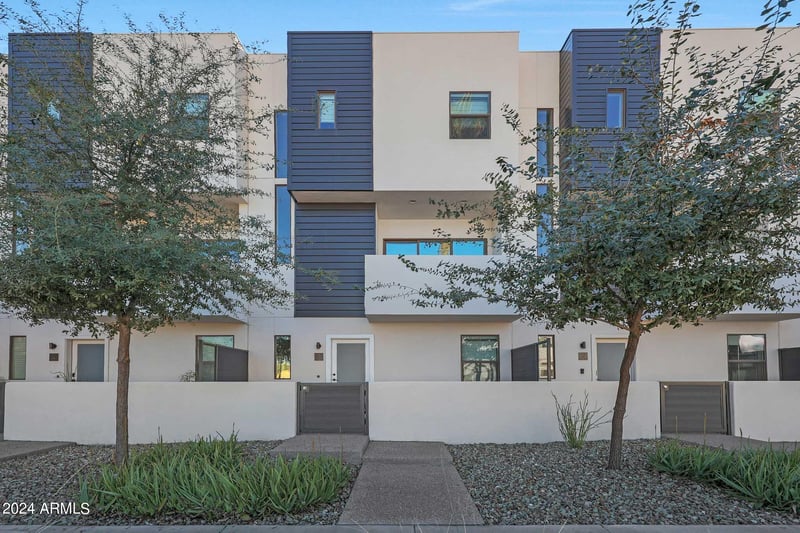 325 E Coronado Rd #3, Phoenix, AZ 85004