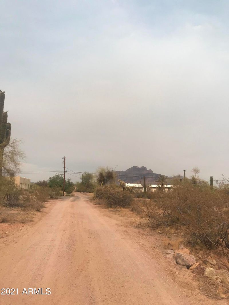 325 E Whiteley Approx St #3, Apache Junction, AZ 85119