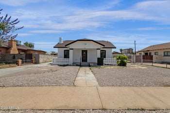 325 N 18th Dr, Phoenix, AZ 85007