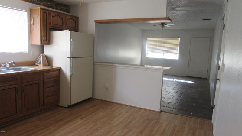 325 N Dewey St, Apache Junction, AZ 85120