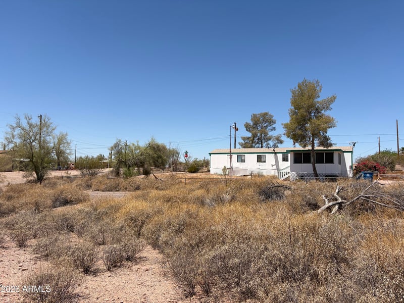 325 Hilton Rd, Apache Junction, AZ 85119