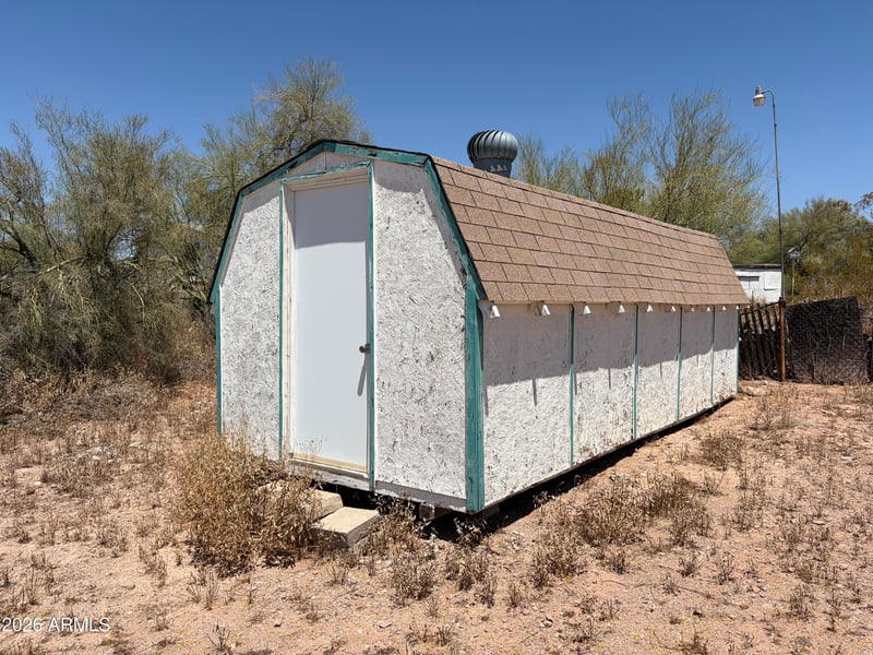 325 Hilton Rd, Apache Junction, AZ 85119