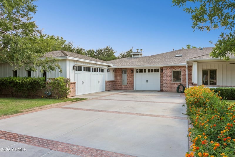 325 Palo Verde Dr, Phoenix, AZ 85013