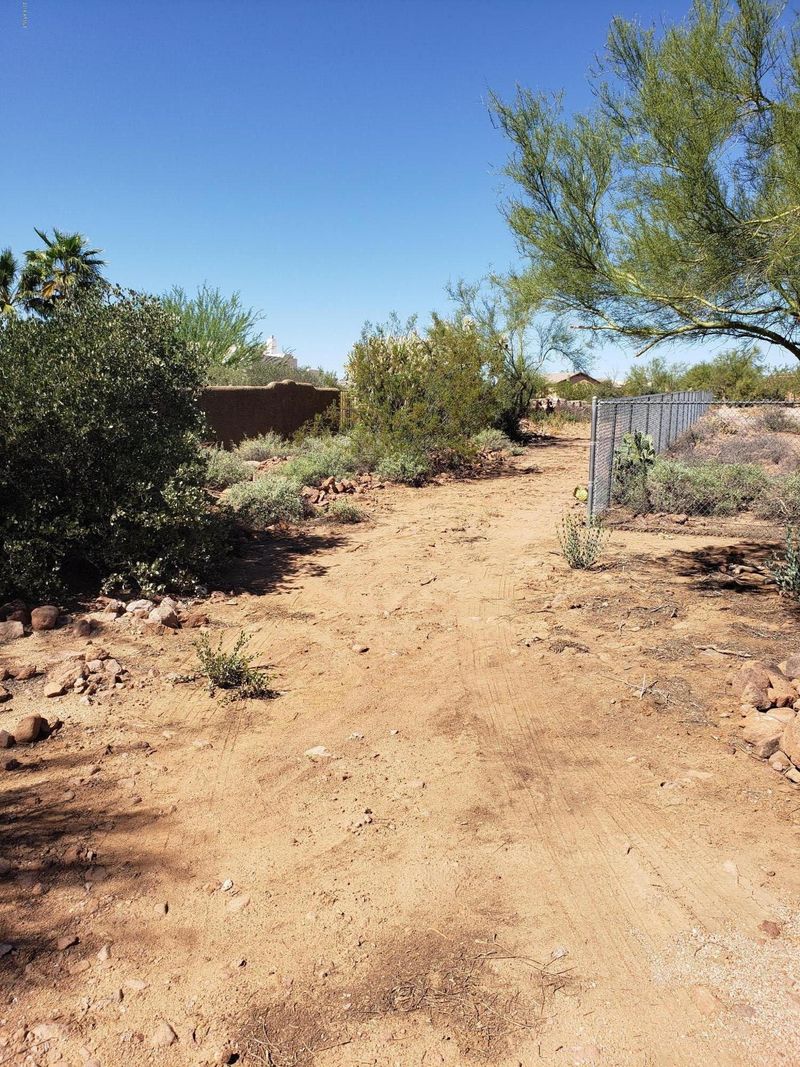 325 S Sunset Rd, Apache Junction, AZ 85119