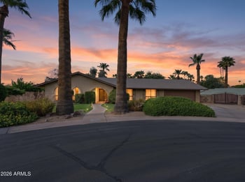 325 W Alegre Dr, Litchfield Park, AZ 85340