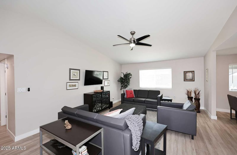 325 San Angelo St, Gilbert, AZ 85233