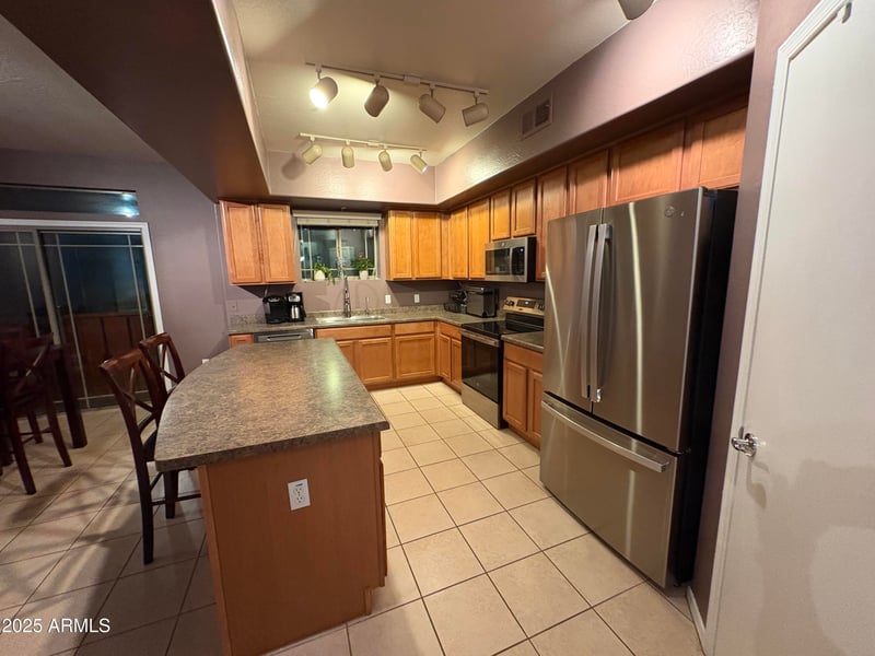 3250 Greenway Rd #151, Phoenix, AZ 85053