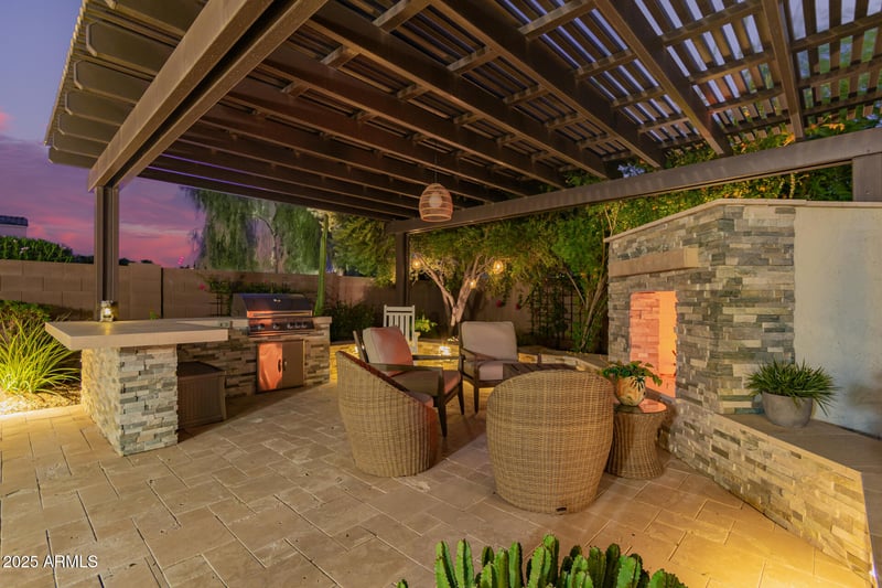 3251 Bryce Ln, Phoenix, AZ 85050