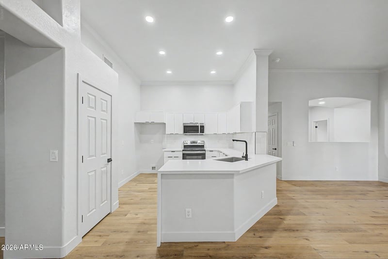 3251 Thornton Ave, Gilbert, AZ 85297