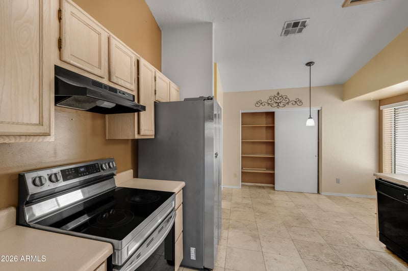 3251 W Frankfurt Dr, Chandler, AZ 85226