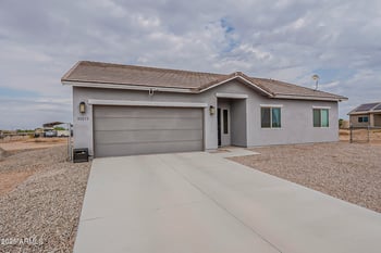32512 213th Ave, Wittmann, AZ 85361