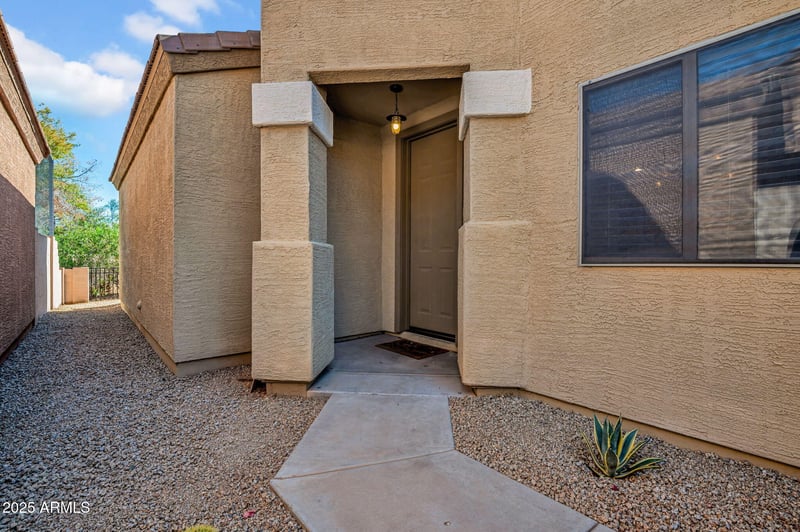 3252 Maldonado Dr, Phoenix, AZ 85042