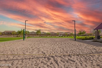 32543 Woodside Dr, San Tan Valley, AZ 85143