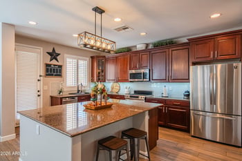 3255 E Milky Way, Gilbert, AZ 85295