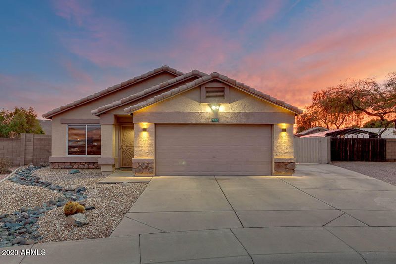 3255 W Lone Cactus Dr, Phoenix, AZ 85027