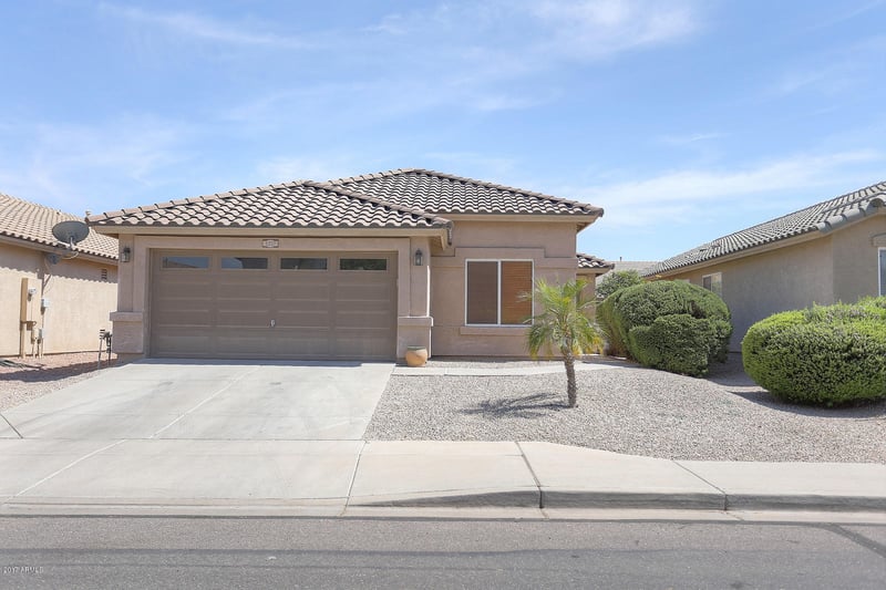 3257 W Yellow Peak Dr, San Tan Valley, AZ 85144