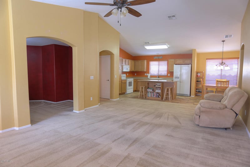 3257 W Yellow Peak Dr, San Tan Valley, AZ 85144