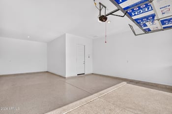 32577 Woodside Dr, San Tan Valley, AZ 85143