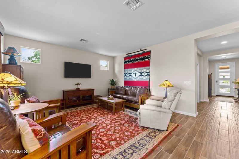 3258 Sparrows Creek Way, Wickenburg, AZ 85390