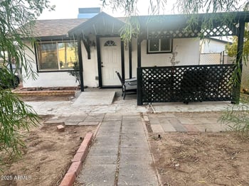 326 39th Dr, Phoenix, AZ 85009