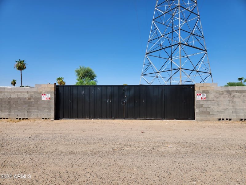 326 93rd St, Mesa, AZ 85207