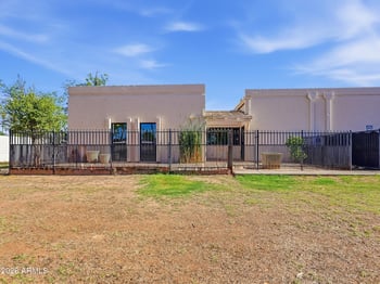 326 Huntington Dr, Tempe, AZ 85282