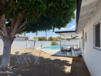 326 Pebble Beach Dr, Tempe, AZ 85282