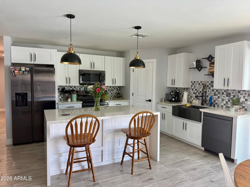 326 Pebble Beach Dr, Tempe, AZ 85282