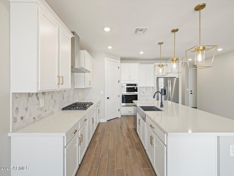 326 W Flatiron Trl, Apache Junction, AZ 85120